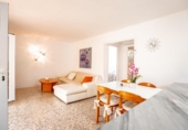 Chalet independiente con terreno en venta en la España, Cambrils, ref: TR262028 foto