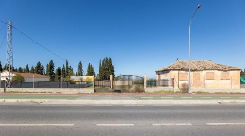 Гранада - La Zubia - 2420m2