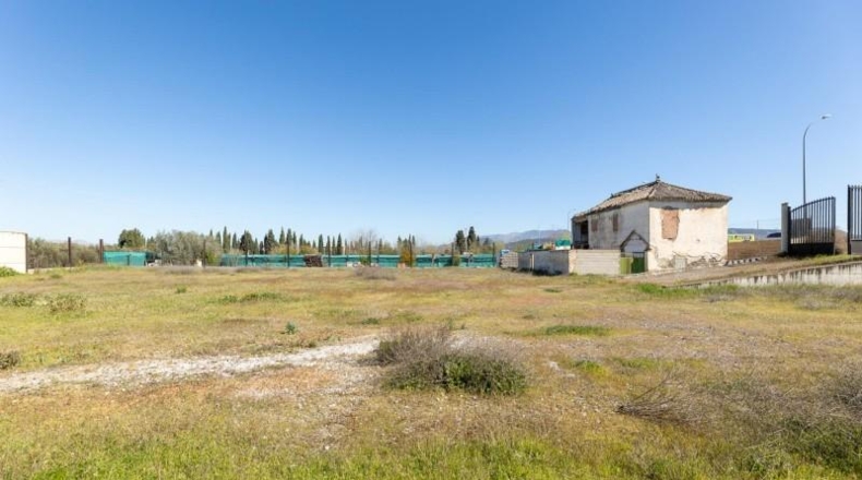 Гранада - La Zubia - 2420m2