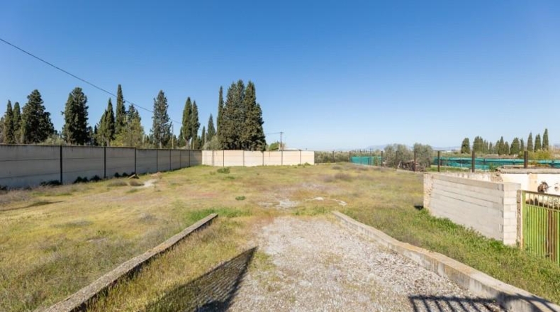 Гранада - La Zubia - 2420m2