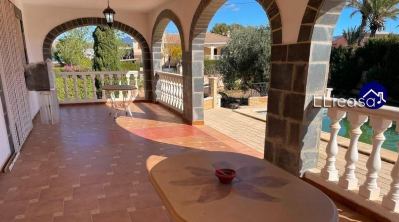 València - Puebla de Vallbona - 1707m2