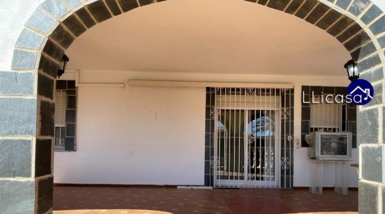 València - Puebla de Vallbona - 1707m2