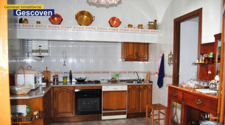 Cáceres - Valencia de Alcántara - 580m2