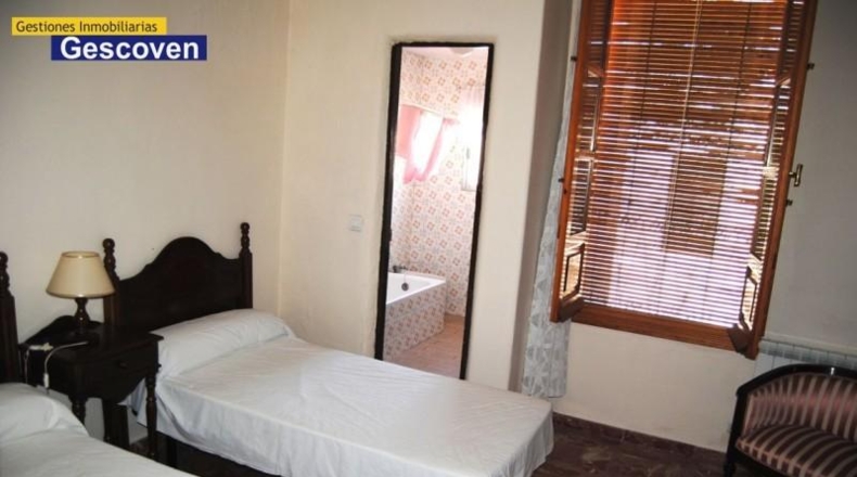 Cáceres - Valencia de Alcántara - 580m2