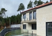 Chalet independiente con terreno en venta en la España, Barbadás, ref: TR144181 foto
