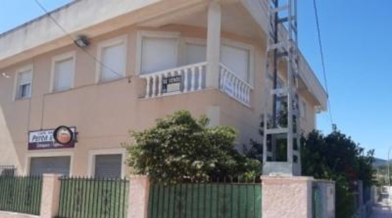 Alicante - Monóvar - 790m2