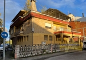 Detached villa with land for sale on España, Vilar de Sarria, ref: TR137992 photo