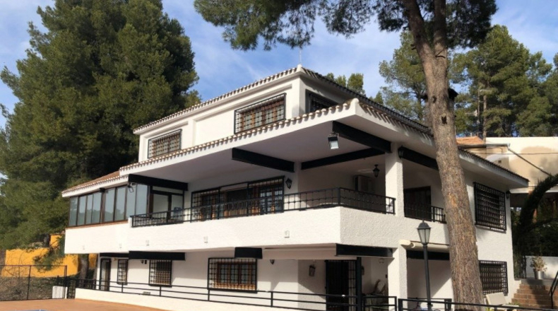 Albacete - Almansa - 3000m2