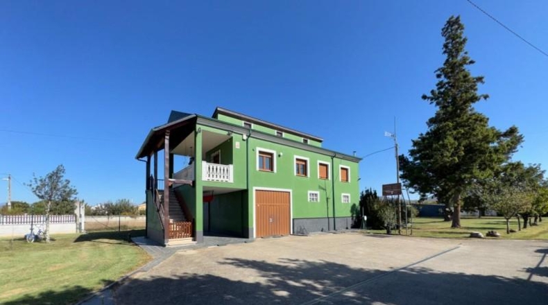 Leon - Ponferrada - 8000m2