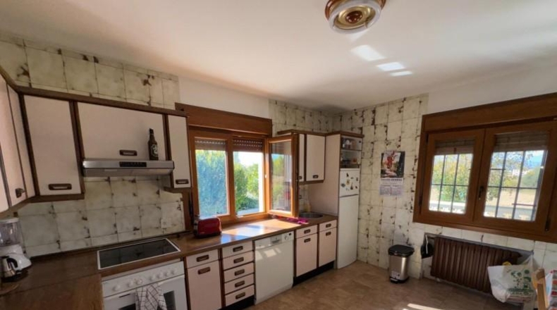 Leon - Ponferrada - 8000m2