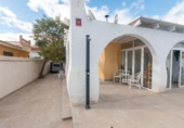 Chalet independiente con terreno en venta en la España, Torrevieja, ref: TR384708 foto