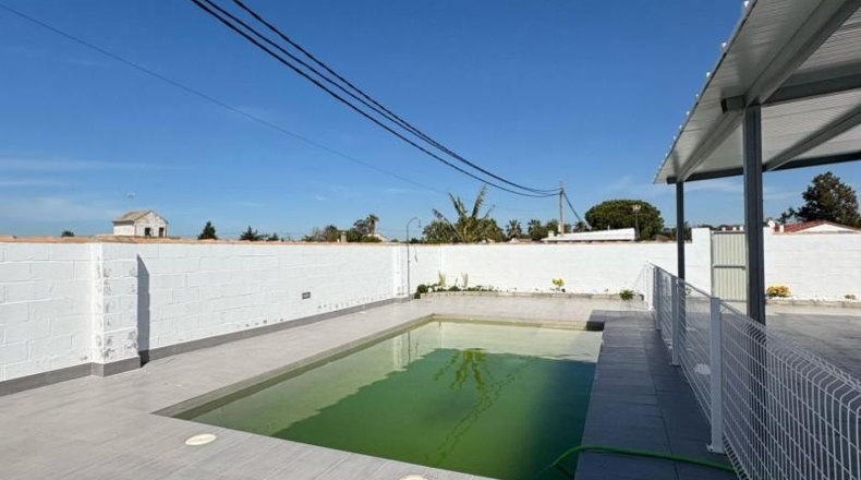 Cadiz - Chiclana de la Frontera - 2000m2
