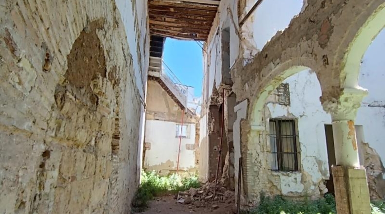 Кадис - Jerez de la Frontera - 733m2