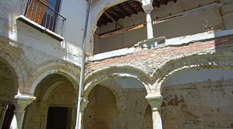 Кадис - Jerez de la Frontera - 733m2