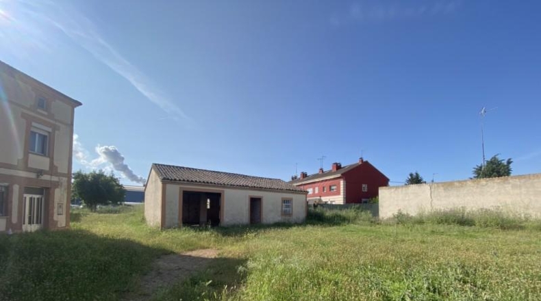 Burgos - Burgos - 2000m2