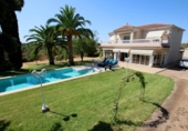 Casa de camp amb terreny en venda a la España, Badajoz, ref.: TR340354 foto