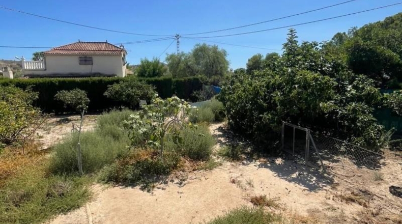 Alicante - Busot - 900m2