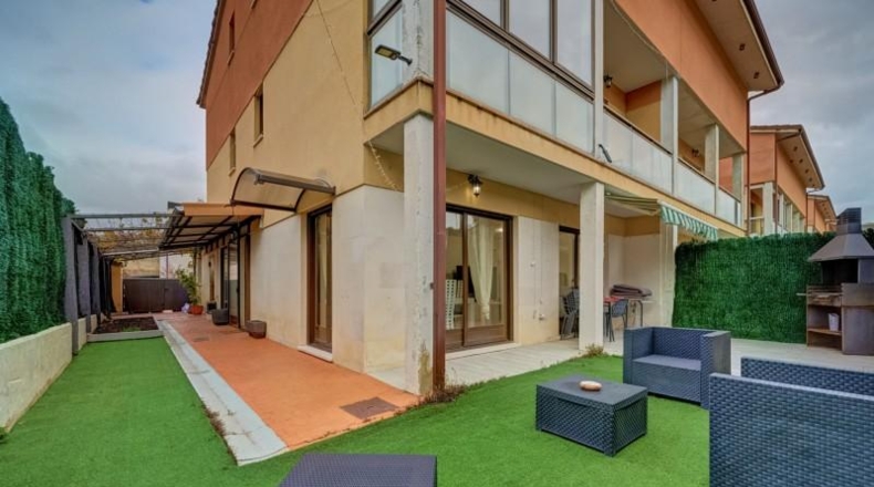 Navarre - Adiós - 228m2