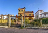 Xalet independent amb terreny en venda a la España, Sanlúcar la Mayor, ref.: TR354701 foto