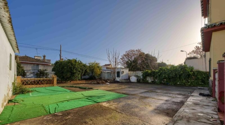 Севилья - Sanlúcar la Mayor - 965m2