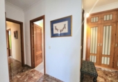 Дом с участком на продажу в городе Alcalá de Guadaíra Фото