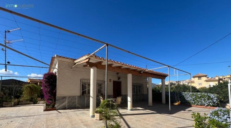 Almería - Cuevas del Almanzora - 1800m2