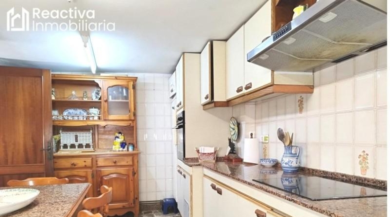 La Corunya - Santiago de Compostela - 405m2