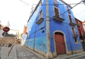 Дом с участком на продажу в городе el Vendrell Фото