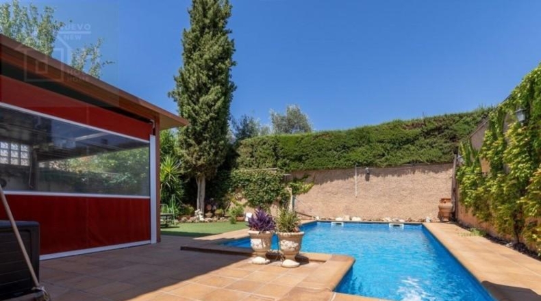 Granada - Albolote - 300m2