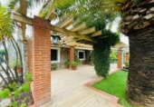 Chalet independiente con terreno en venta en la España, Casar de Cáceres, ref: TR353836 foto