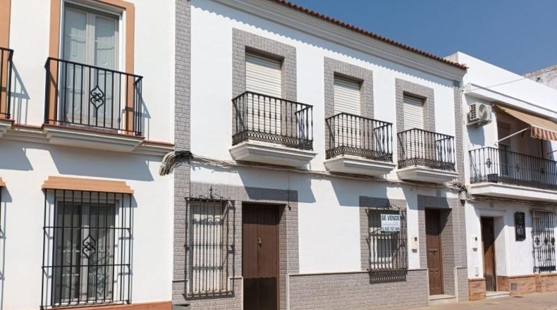 Huelva - San Juan del Puerto - 240m2