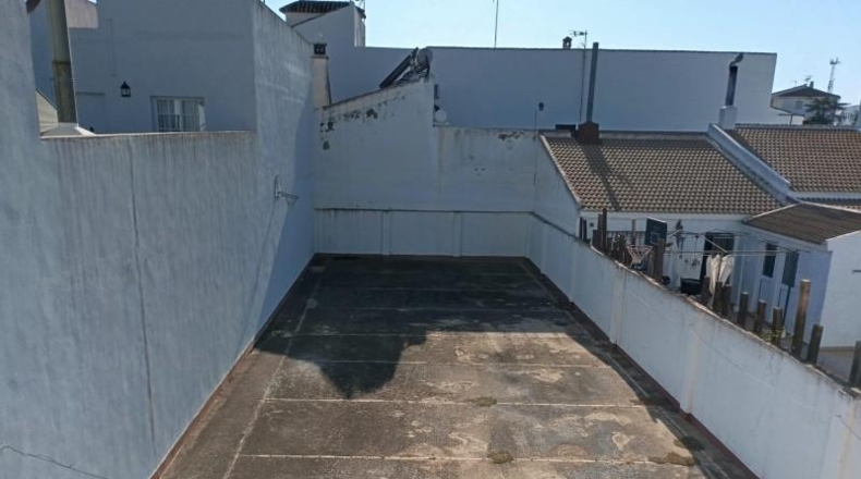 Huelva - San Juan del Puerto - 240m2