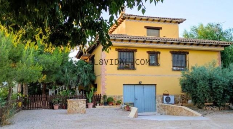 Alicante - Orihuela - 2640m2