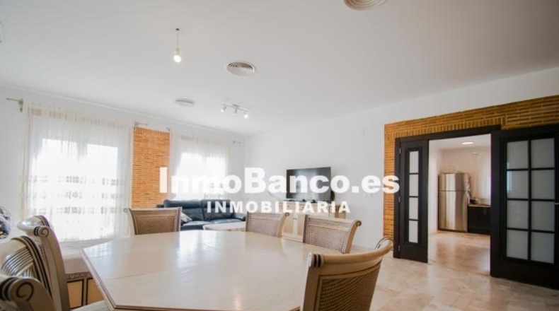 Valencia - Chiva - 670m2
