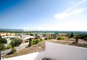 Chalet independiente con terreno en venta en la España, Chiva, ref: TR311562 foto