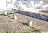 Отдельно стоящий дом с участком на продажу в городе Chiclana de la Frontera Фото