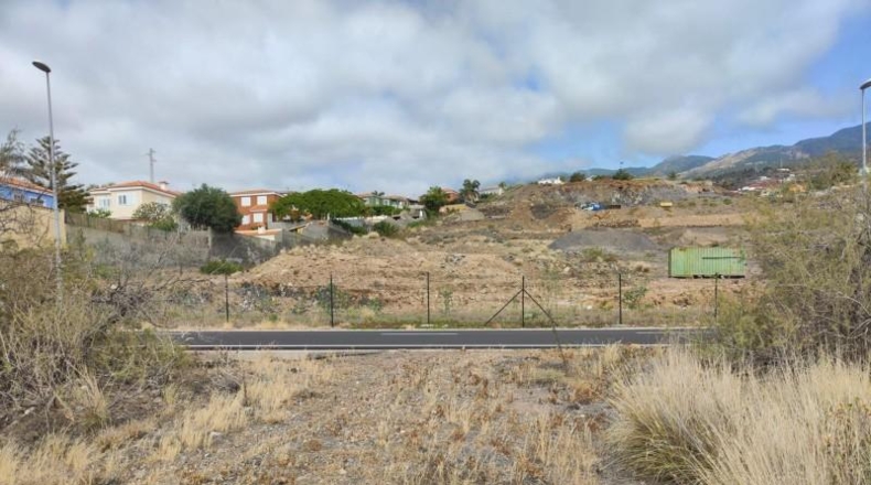Santa Cruz de Tenerife - Candelaria - 3927m2