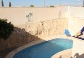 Chalet independiente con terreno en venta en la España, Orihuela, ref: TR241313 foto
