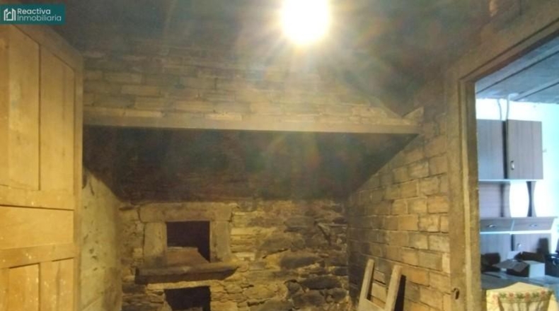 La Corunya - Santiago de Compostela - 715m2