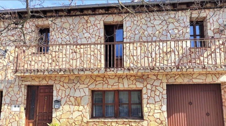 Navarra - Imárcoain - 270m2