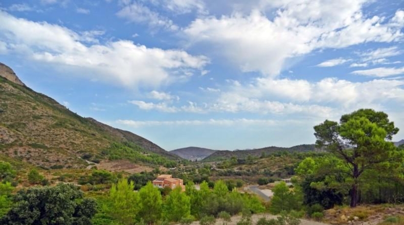Alicante - Халон - 35891m2