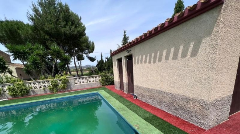Alicante - Novelda - 5500m2