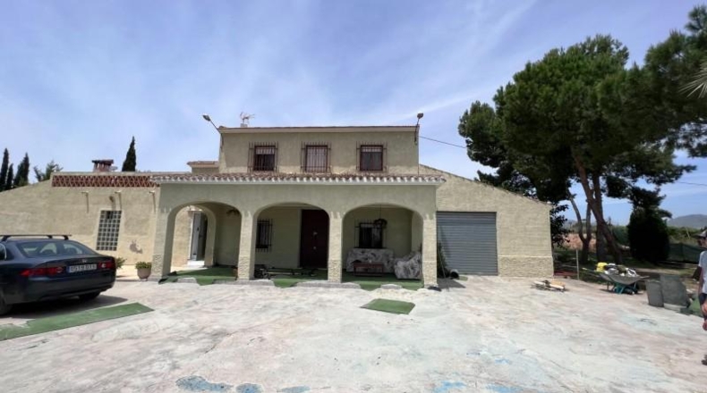 Alicante - Novelda - 5500m2