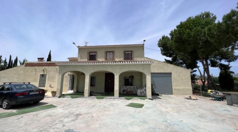 Alicante - Novelda - 5500m2