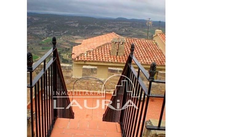 Valencia - Alpuente - 400m2