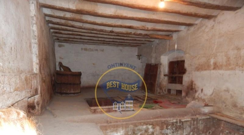 Valencia - Agullent - 20981m2