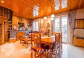 Casa de pueblo en venta en la España, Sant Feliu de Codines, ref: TR295937 foto