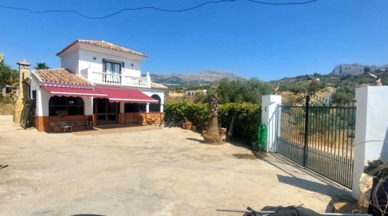 Málaga - Riogordo - 7003m2