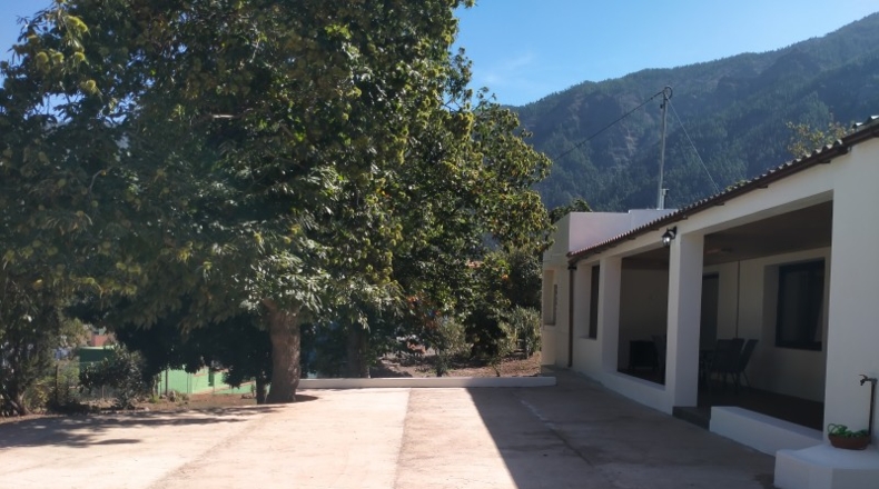 Santa Cruz de Tenerife - La Orotava - 2242m2