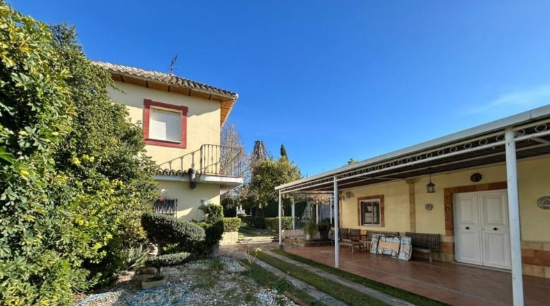 Sevilla - Dos Hermanas - 238m2